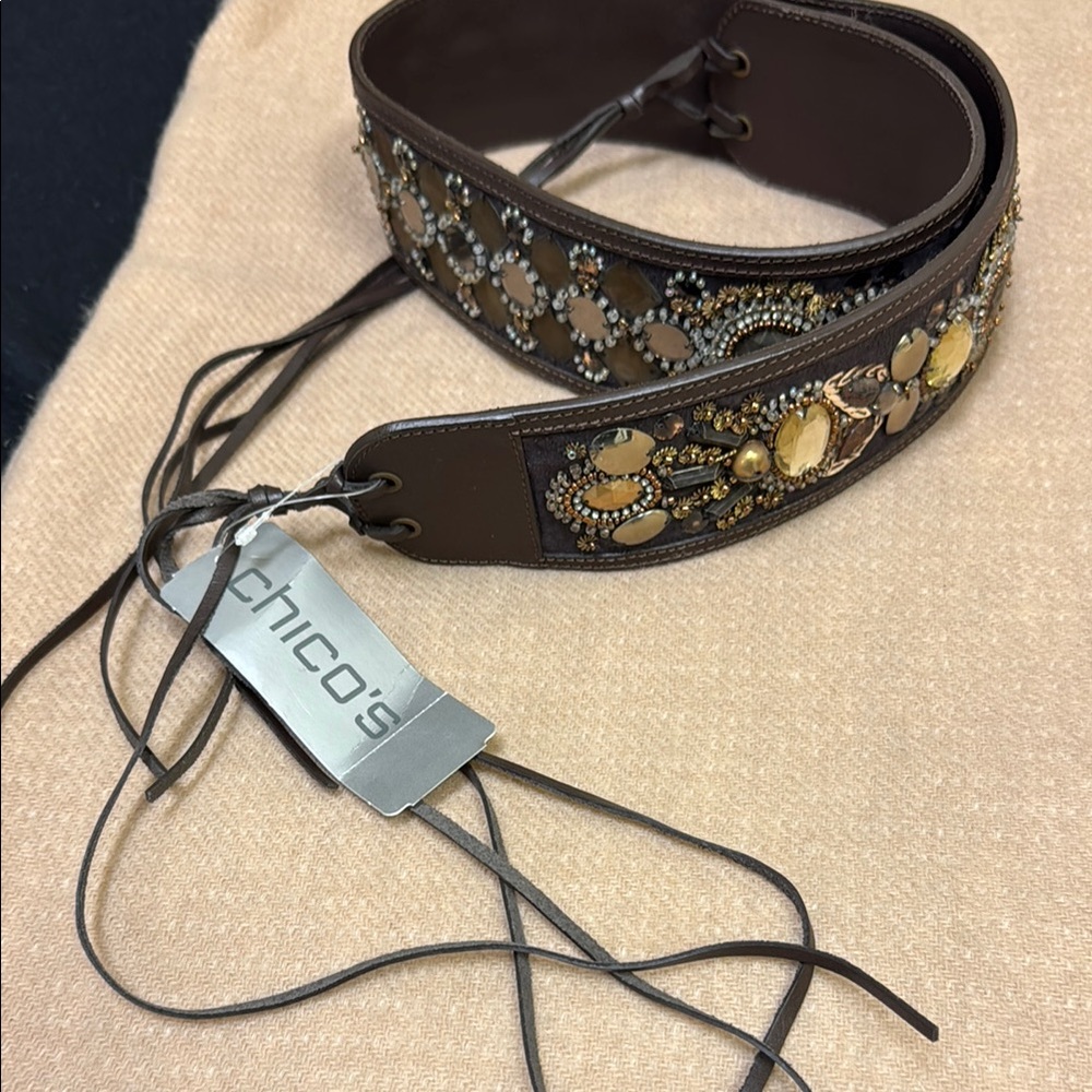 CHICO’S Retro Brown and Gold Embellished Belt, M